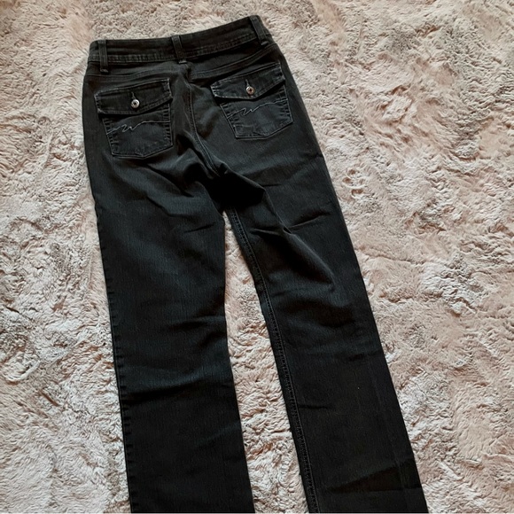 Wranglers, boot cut, size washed off tags but added measurements in the pictures - Picture 2 of 9